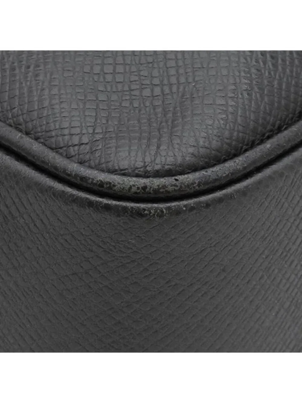 Louis Vuitton Second Pavel Taiga Ardoise Silver Black Clutch